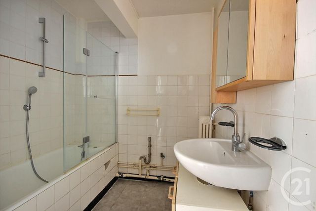 Afficher la photo en grand Appartement F2 à louer - 2 pièces - 43.71 m2 - BOULOGNE BILLANCOURT - 92 - ILE-DE-FRANCE - Century 21 Prestimmo Conseil