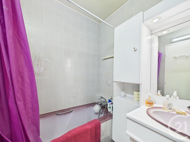 Afficher la photo en grand Appartement T3 à vendre - 3 pièces - 62.42 m2 - BOULOGNE BILLANCOURT - 92 - ILE-DE-FRANCE - Century 21 Prestimmo Conseil