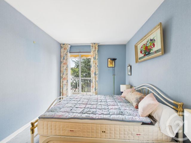 Afficher la photo en grand Appartement T3 à vendre - 3 pièces - 62.42 m2 - BOULOGNE BILLANCOURT - 92 - ILE-DE-FRANCE - Century 21 Prestimmo Conseil