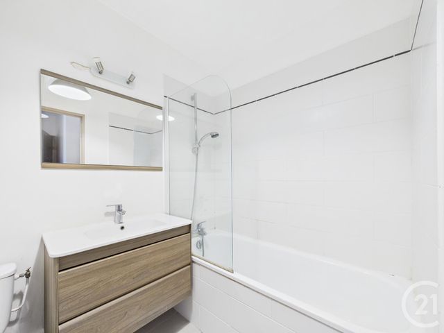 Afficher la photo en grand Appartement T3 à louer - 3 pièces - 68.23 m2 - BOULOGNE BILLANCOURT - 92 - ILE-DE-FRANCE - Century 21 Prestimmo Conseil