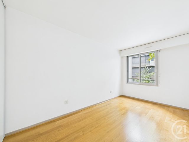 Afficher la photo en grand Appartement T3 à louer - 3 pièces - 68.23 m2 - BOULOGNE BILLANCOURT - 92 - ILE-DE-FRANCE - Century 21 Prestimmo Conseil