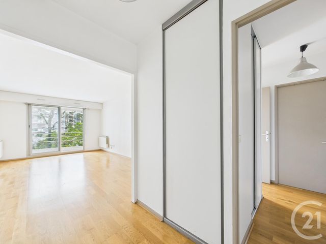 Afficher la photo en grand Appartement T3 à louer - 3 pièces - 68.23 m2 - BOULOGNE BILLANCOURT - 92 - ILE-DE-FRANCE - Century 21 Prestimmo Conseil