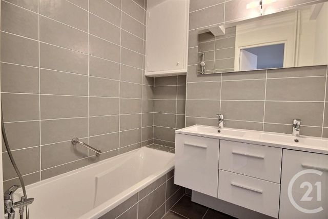 Appartement F4 à louer - 4 pièces - 82.22 m2 - BOULOGNE BILLANCOURT - 92 - ILE-DE-FRANCE - Century 21 Prestimmo Conseil
