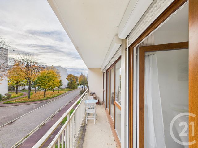 Appartement T3 à louer - 3 pièces - 61.78 m2 - VELIZY VILLACOUBLAY - 78 - ILE-DE-FRANCE - Century 21 Prestimmo Conseil