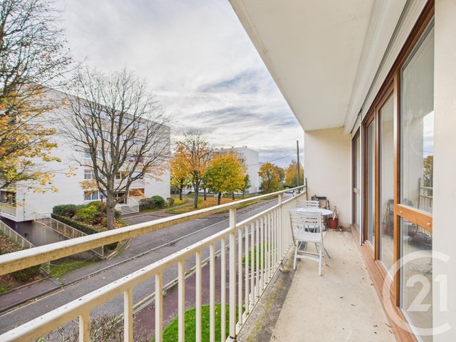 Appartement T3 à louer - 3 pièces - 61.78 m2 - VELIZY VILLACOUBLAY - 78 - ILE-DE-FRANCE - Century 21 Prestimmo Conseil