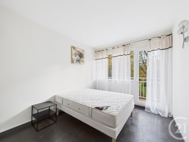 Appartement T3 à louer - 3 pièces - 61.78 m2 - VELIZY VILLACOUBLAY - 78 - ILE-DE-FRANCE - Century 21 Prestimmo Conseil