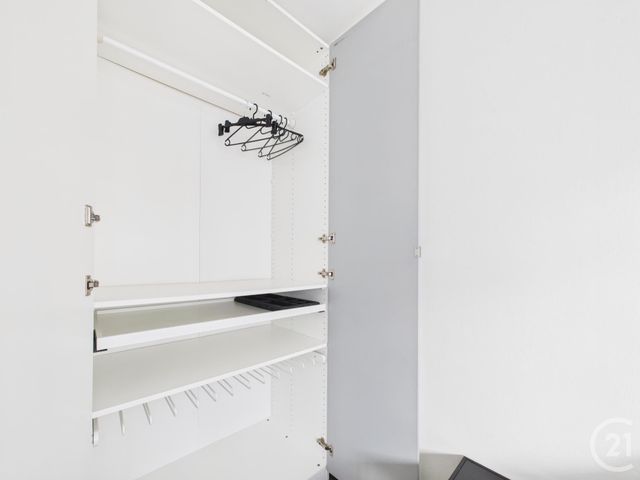 Appartement T3 à louer - 3 pièces - 61.78 m2 - VELIZY VILLACOUBLAY - 78 - ILE-DE-FRANCE - Century 21 Prestimmo Conseil