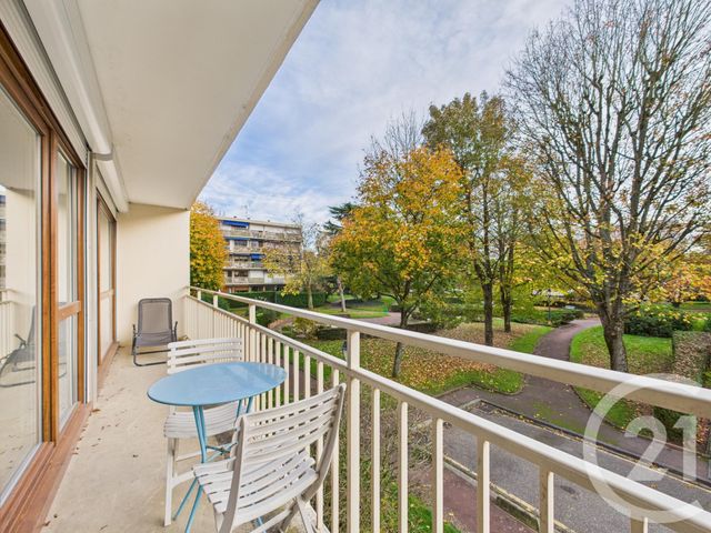 Appartement T3 à louer - 3 pièces - 61.78 m2 - VELIZY VILLACOUBLAY - 78 - ILE-DE-FRANCE - Century 21 Prestimmo Conseil