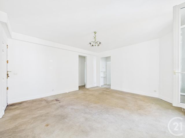 Appartement T4 à vendre - 4 pièces - 70.53 m2 - BOULOGNE BILLANCOURT - 92 - ILE-DE-FRANCE - Century 21 Prestimmo Conseil