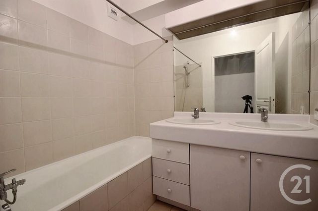Appartement F3 à louer - 3 pièces - 64.81 m2 - BOULOGNE BILLANCOURT - 92 - ILE-DE-FRANCE - Century 21 Prestimmo Conseil