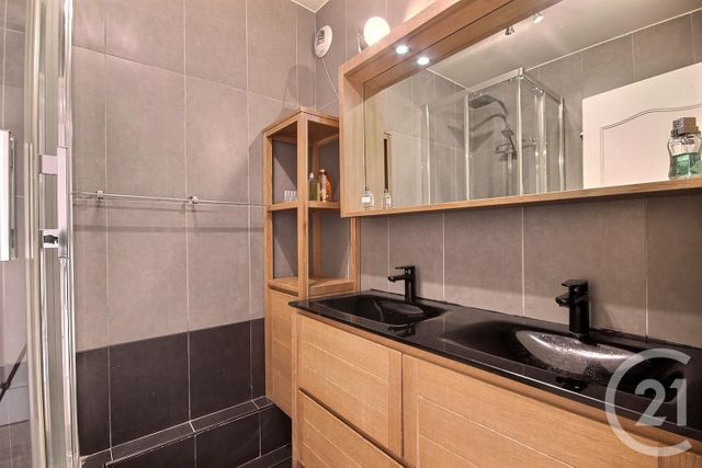Appartement F3 à vendre - 3 pièces - 75.74 m2 - BOULOGNE BILLANCOURT - 92 - ILE-DE-FRANCE - Century 21 Prestimmo Conseil