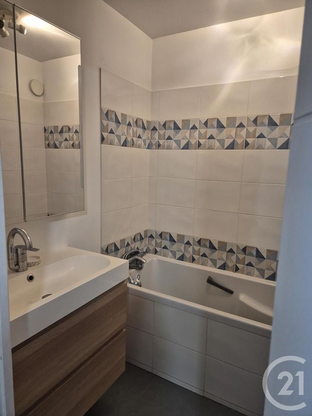 Appartement T4 à louer - 4 pièces - 95.75 m2 - BOULOGNE BILLANCOURT - 92 - ILE-DE-FRANCE - Century 21 Prestimmo Conseil