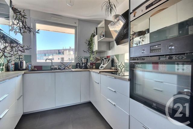 Appartement T4 à louer - 4 pièces - 95.75 m2 - BOULOGNE BILLANCOURT - 92 - ILE-DE-FRANCE - Century 21 Prestimmo Conseil