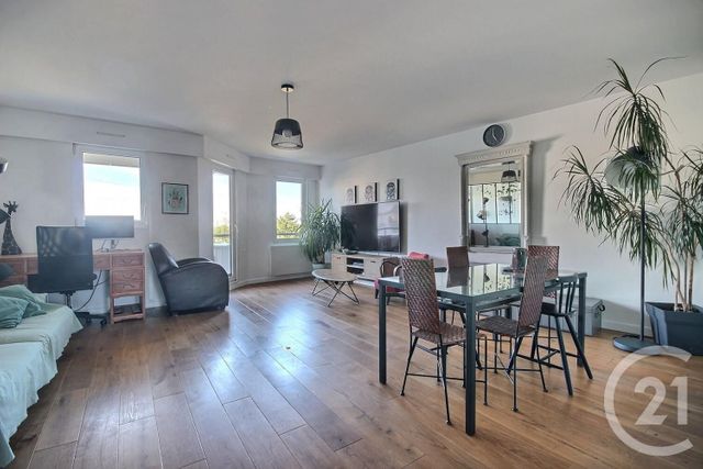 Appartement T4 à louer - 4 pièces - 95.75 m2 - BOULOGNE BILLANCOURT - 92 - ILE-DE-FRANCE - Century 21 Prestimmo Conseil