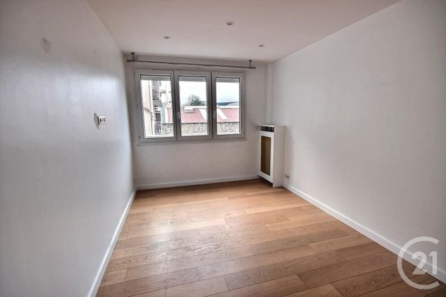 Appartement F3 à louer - 3 pièces - 77.39 m2 - BOULOGNE BILLANCOURT - 92 - ILE-DE-FRANCE - Century 21 Prestimmo Conseil