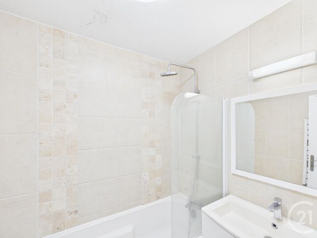 Appartement T3 à vendre - 3 pièces - 62.07 m2 - BOULOGNE BILLANCOURT - 92 - ILE-DE-FRANCE - Century 21 Prestimmo Conseil