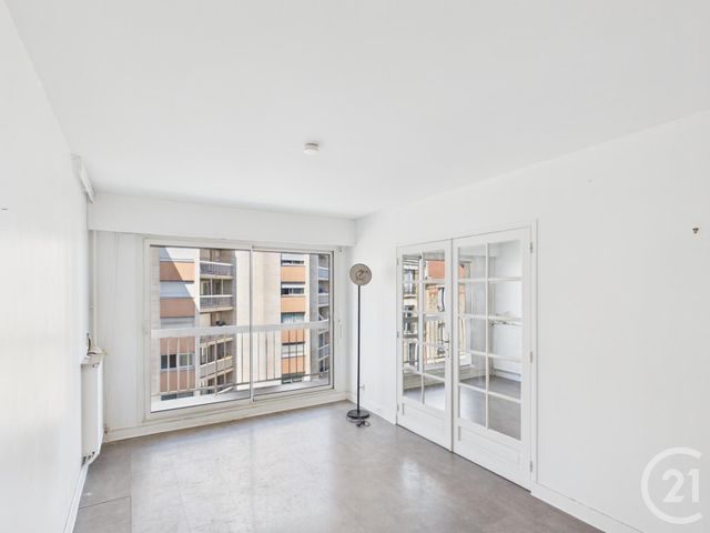 Appartement T3 à vendre - 3 pièces - 62.07 m2 - BOULOGNE BILLANCOURT - 92 - ILE-DE-FRANCE - Century 21 Prestimmo Conseil
